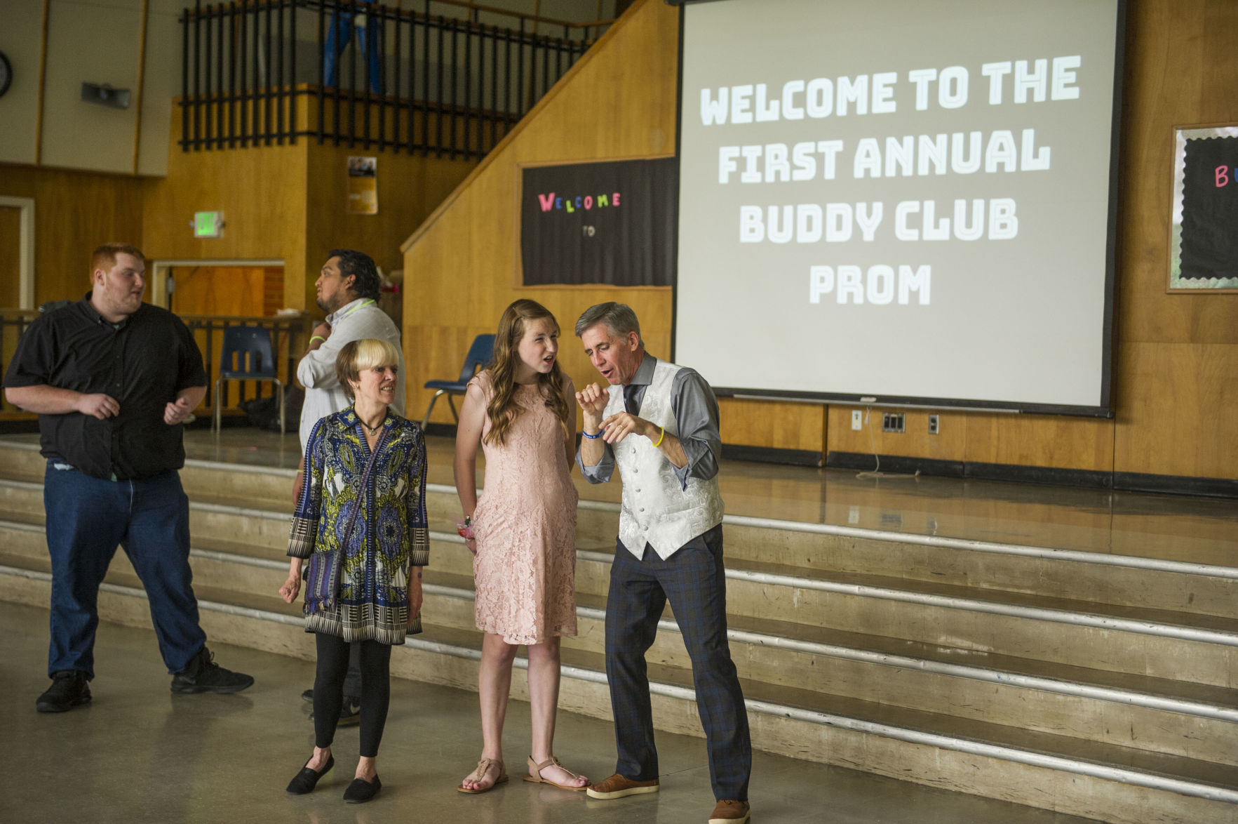 1905 WaHi-SpecialProm.GL_0792.jpg